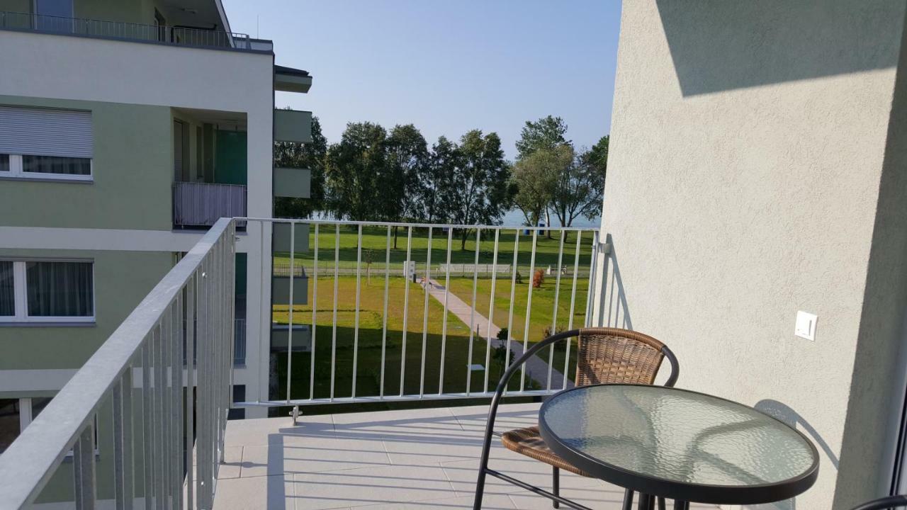 Lelle Resort Cb34 Balatonlelle Bagian luar foto